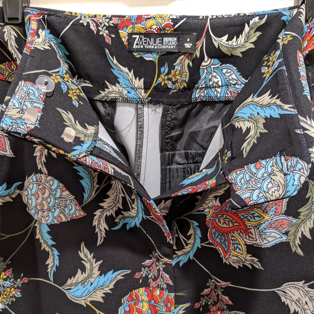 NY&Co 7th Avenue Paisley Print Pants - Picture 5 of 12